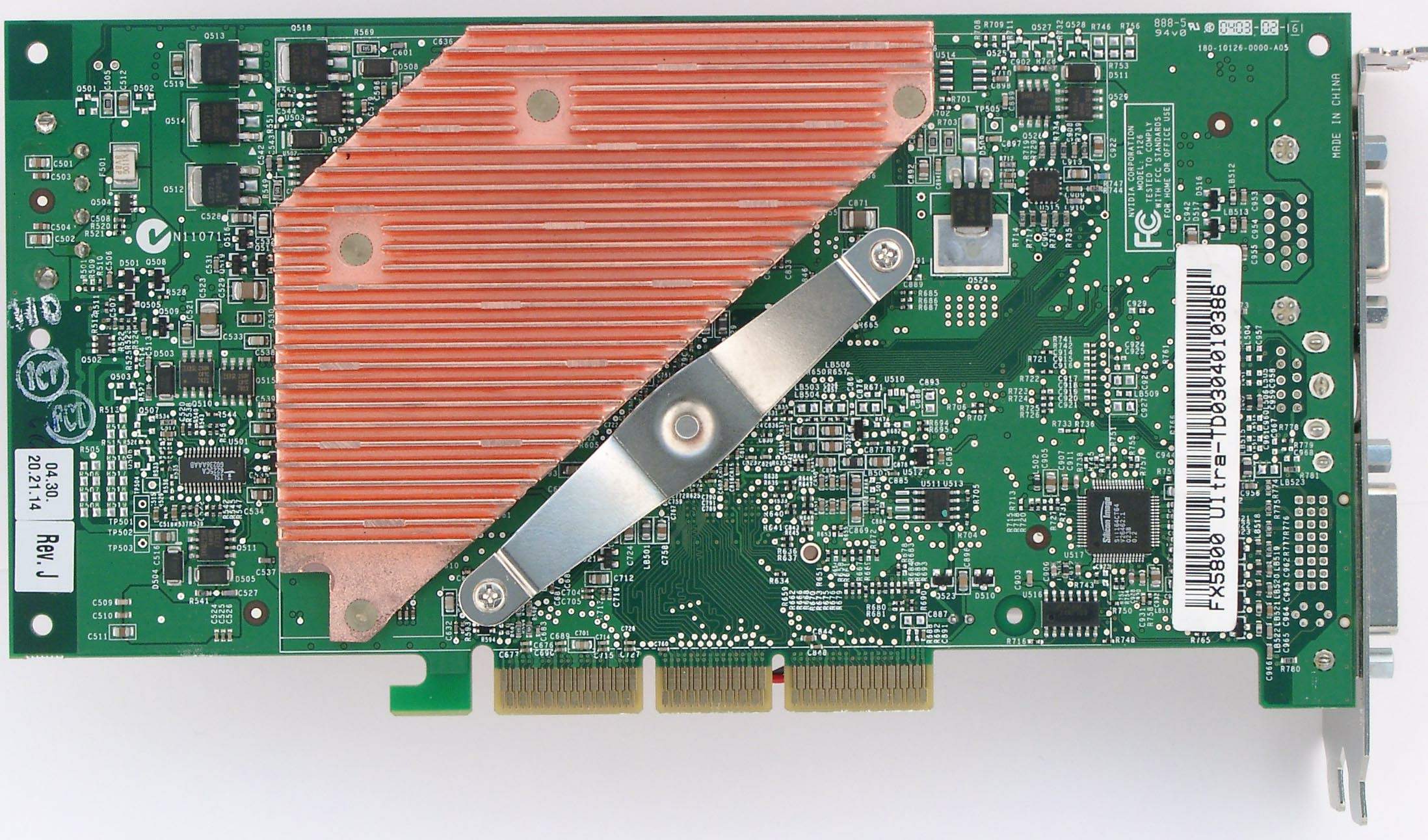 核心:nv30----nv35----nv38 fx5800ultra是nvidia的geforce游戏显卡