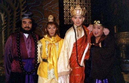 电视剧《西游记》剧照 6614c78112614bdbd0771763a891d9ed4b6ea8d3.jpg