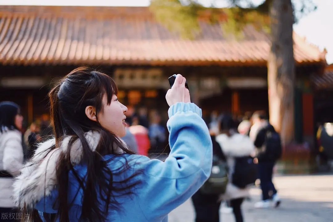 让女生能够接受的肢体接触技巧 让你们的感情持续升温