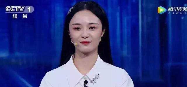 芒果换头小花李莎旻子又在《主持人大赛》出道了?