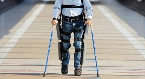医疗方面有,美国ekso bionics公司 ekso外骨骼医疗机器人 日本