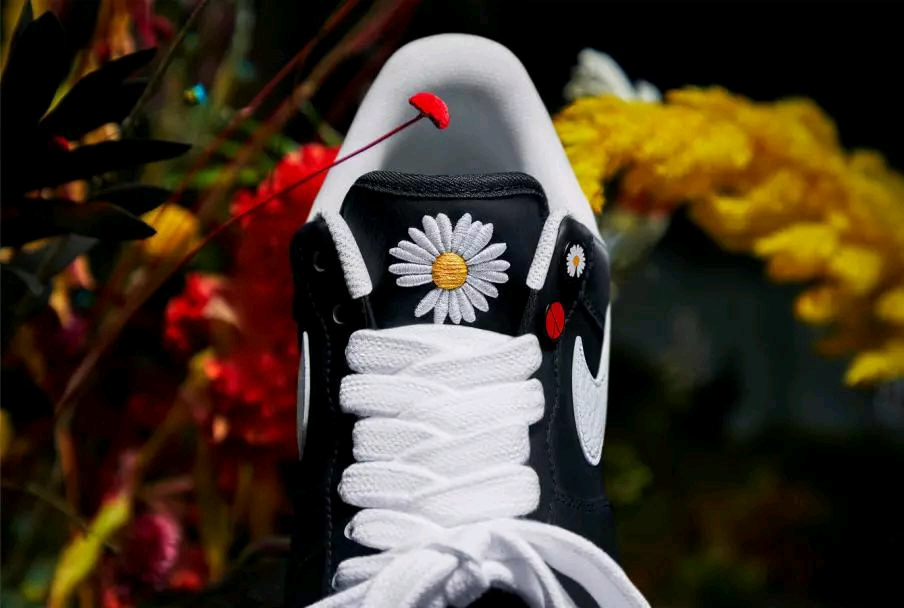 peaceminusone雏菊,peaceminusone小雏菊 talk shoes history-权志龙的peaceminusone与雏菊-pmo×nike air