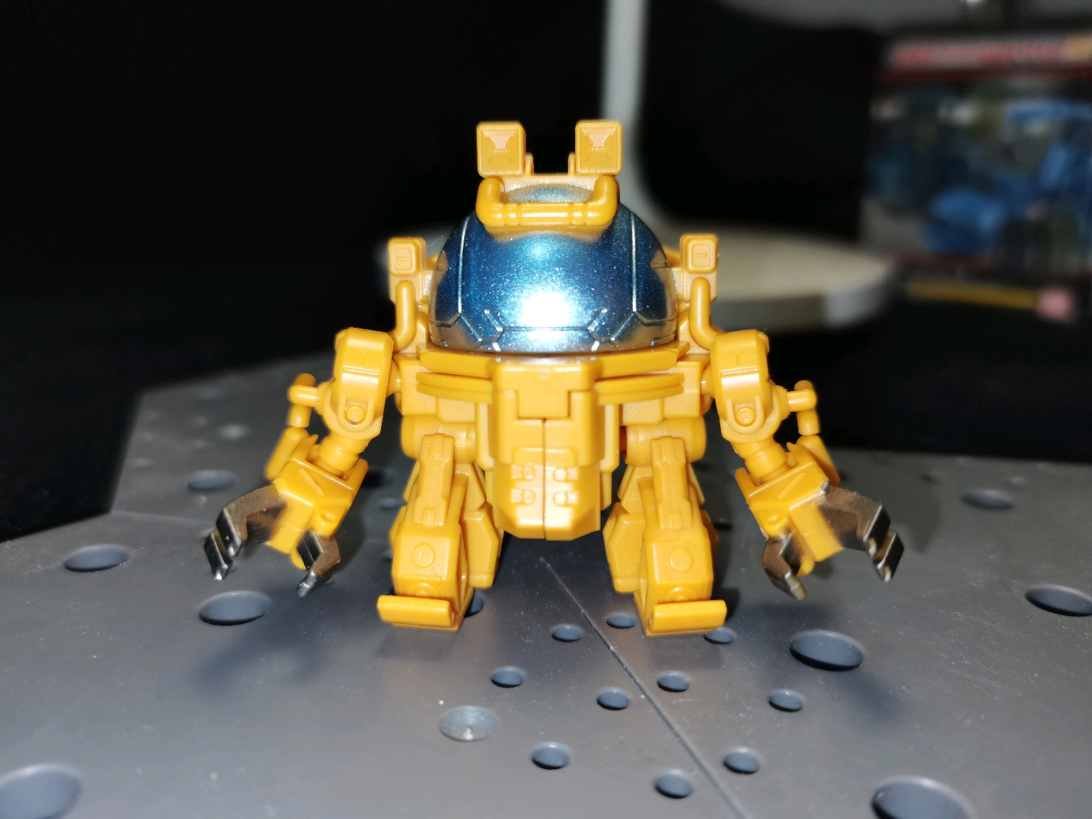 万代 高达微型战争 联邦 黄色工程机器人