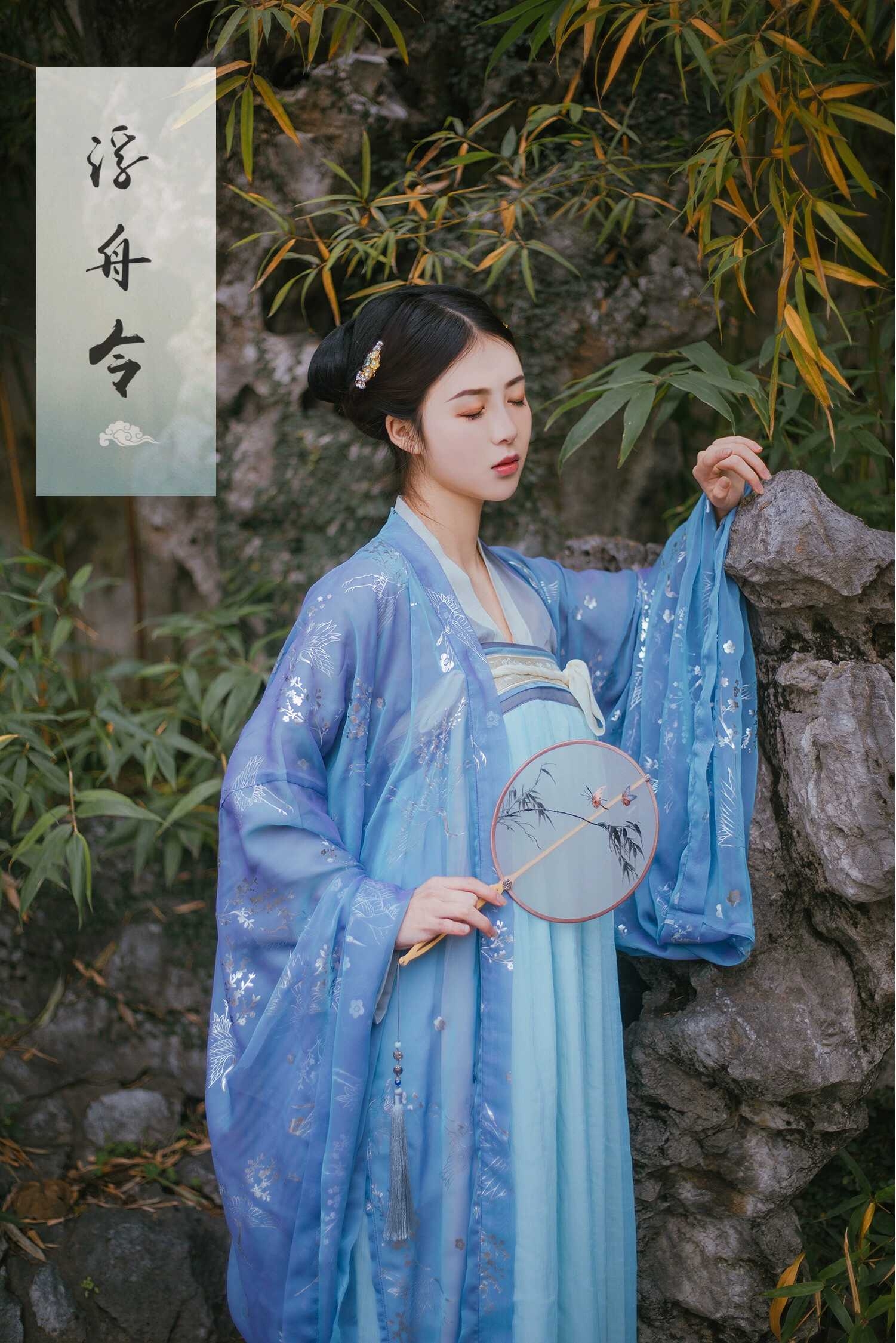 现恢复原价239) 大袖衫单买109 店铺名 凌鹤轩 万里晴空 两件套198 三