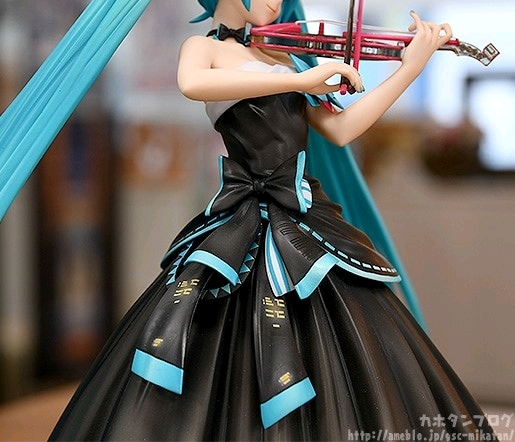 【最新】gsc vocaloid 初音未来 交响乐 2017 ver 15800円含税 延期