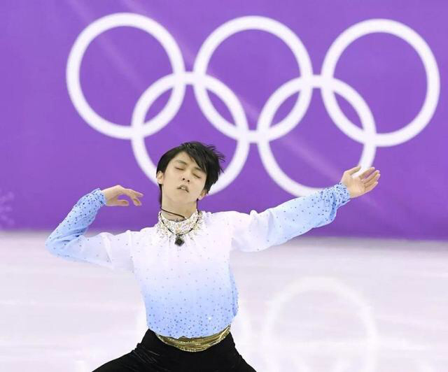 1 — yuzuru's costume — 七年前的东日本大地震,羽生正在仙台