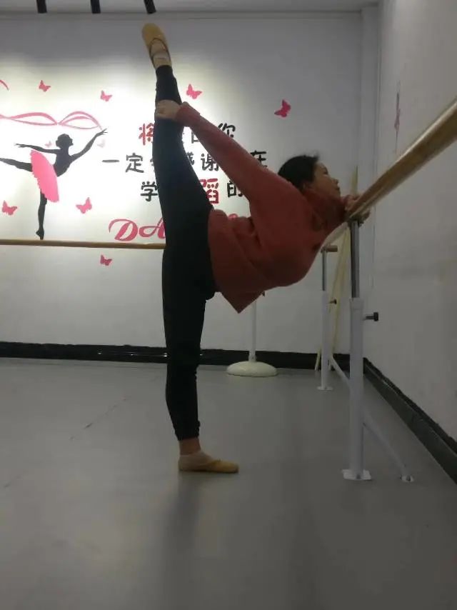 20届舞蹈学姐分享:零基础小个子女生如何走好舞蹈艺考