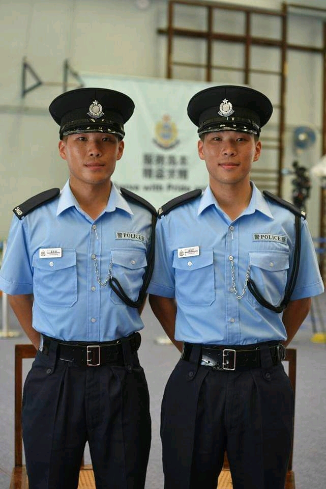从绿色猎装到全天候蓝,图说香港警察制服的演变.