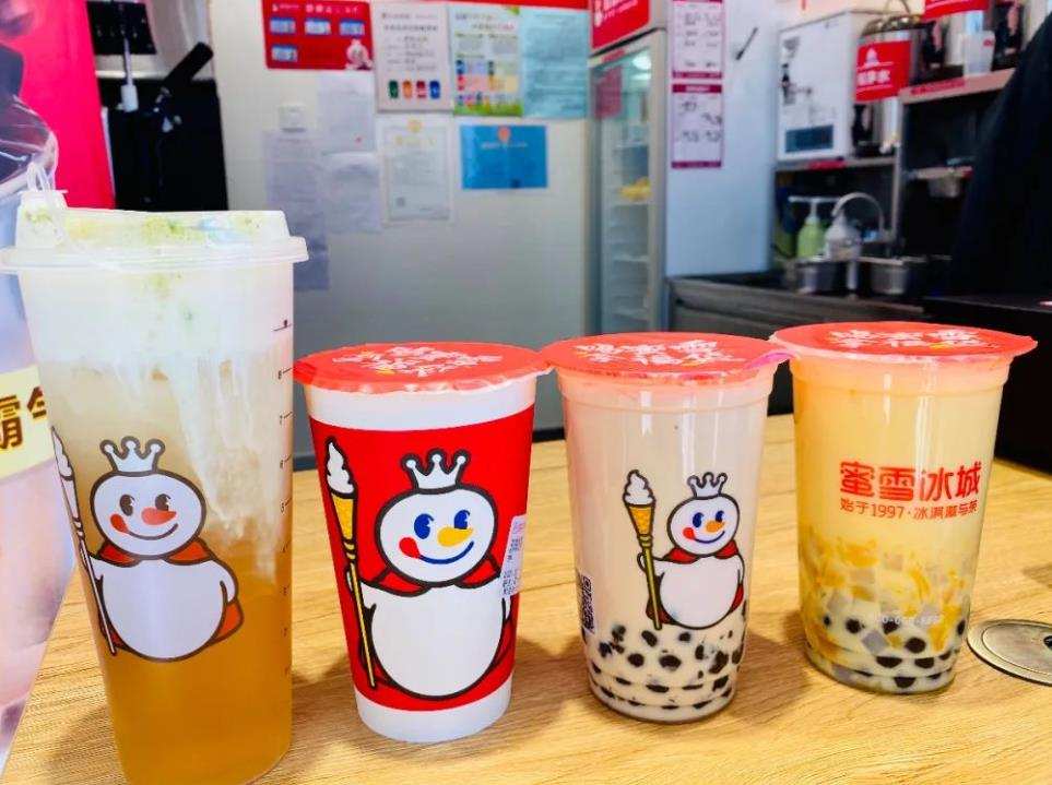 蜜雪冰城拟a股上市?神曲洗脑的蜜雪冰城能避免奈雪的覆辙吗?