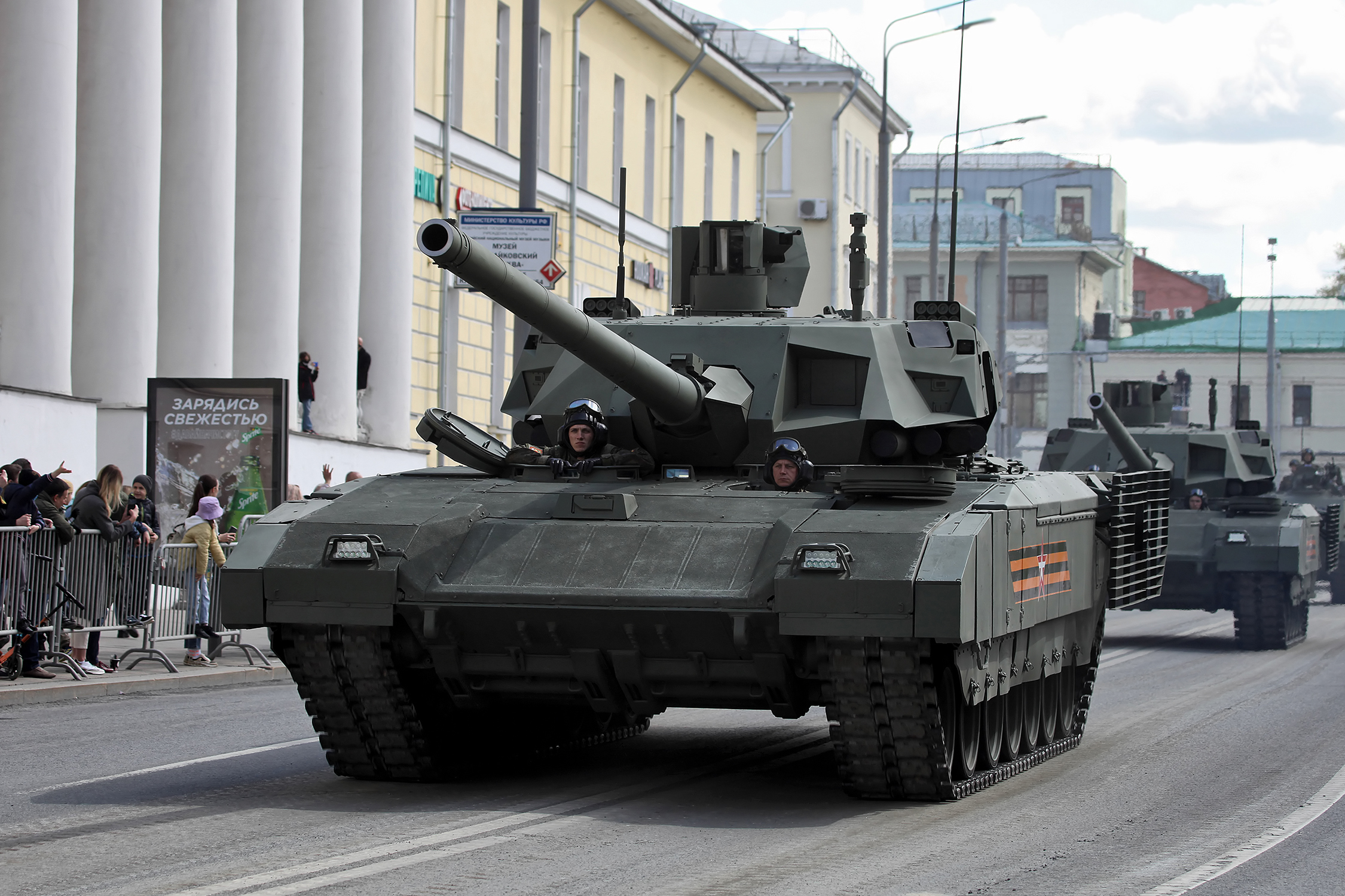 t-14"阿玛塔"主战坦克(t-14 object 148 armata)