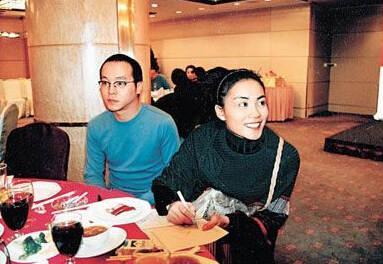 窦唯新歌无人买风光时恋姜昕娶王菲爱高原今落魄无人怜
