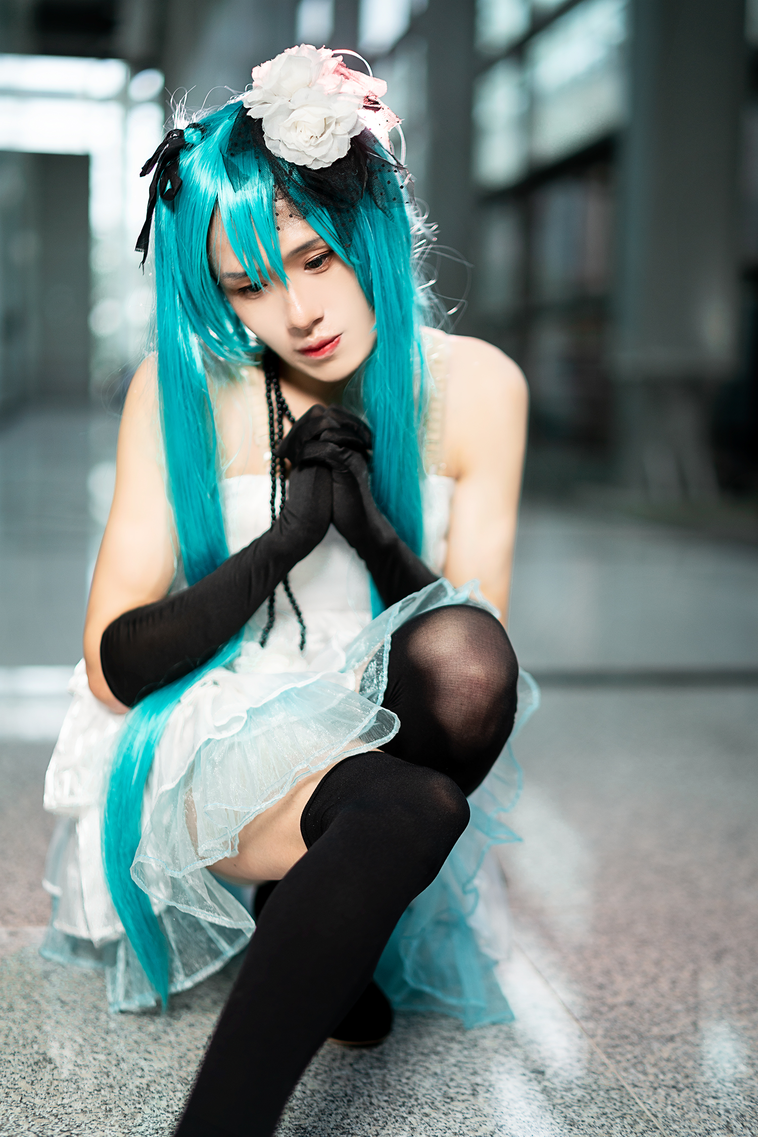 初音未来 山茶花礼服cos 2021深圳无限幻想动漫潮玩嘉年华场照