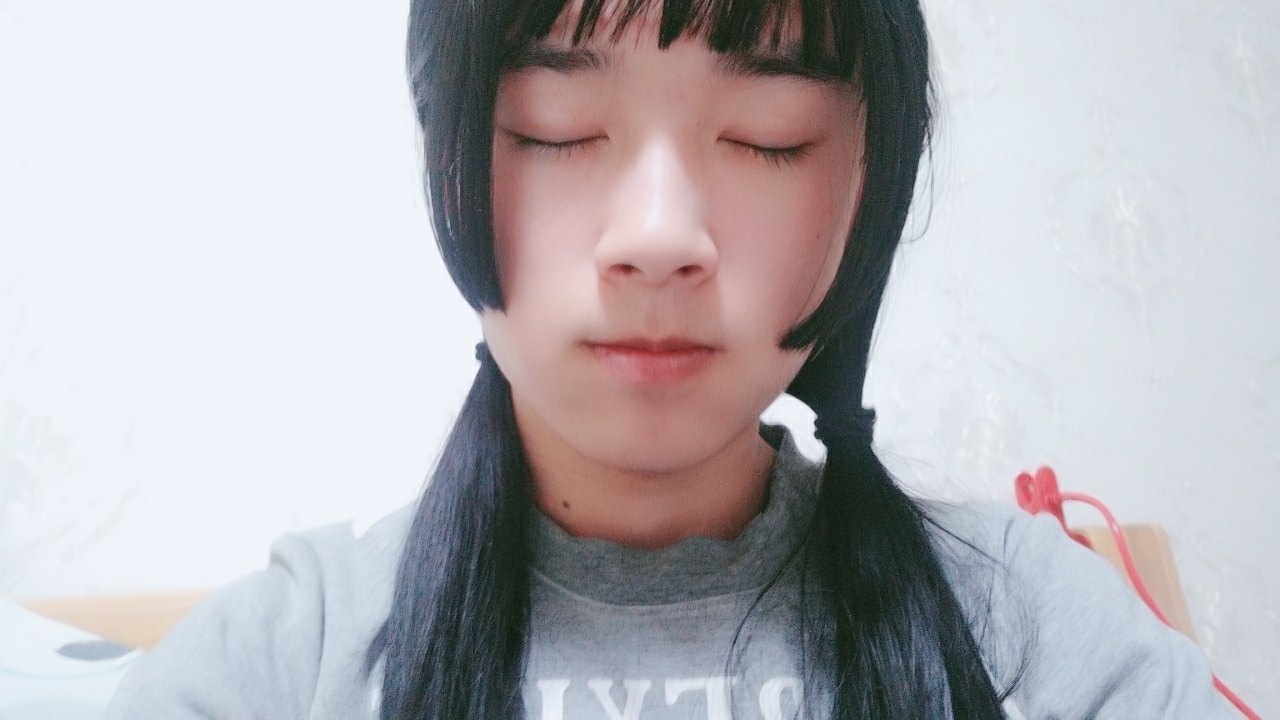 您的丑x双马尾汉子上线了