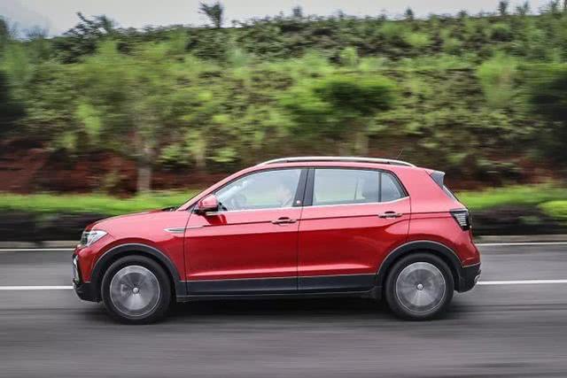 最便宜的大众suv 全新平台,全景天窗,堪称"小途昂"