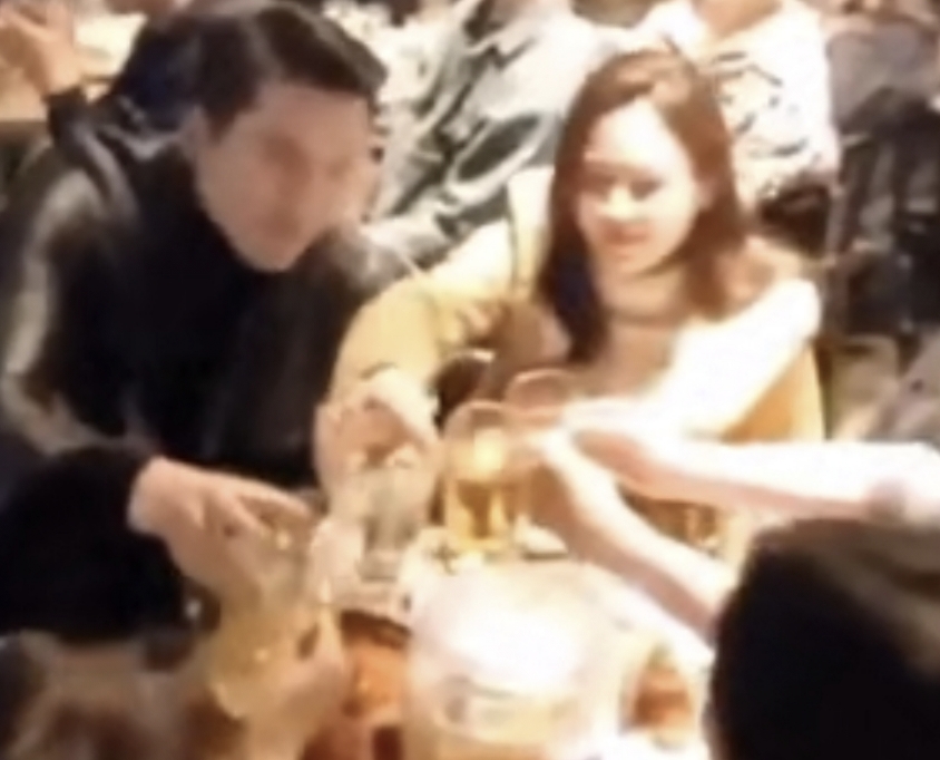 玄彬 孙艺珍 恋爱分析(石锤了)情侣衣结婚现场