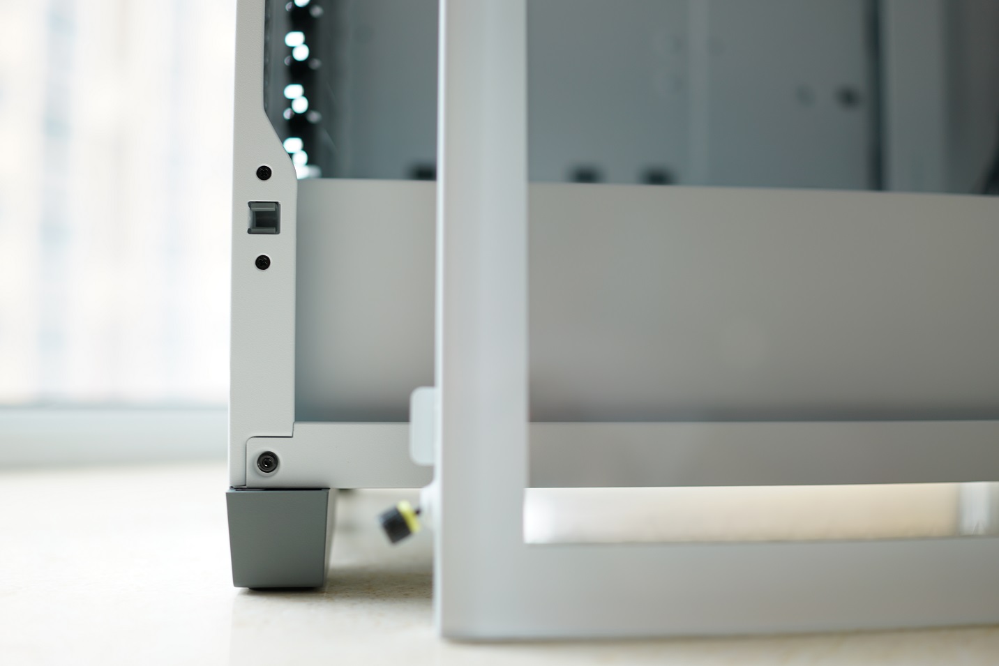 玻璃如何固定最稳 7a3a734c46cff0ba7a8a7e15e9d79dd811e0a57f.jpg