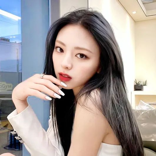 头像| itzy yuna申有娜合集
