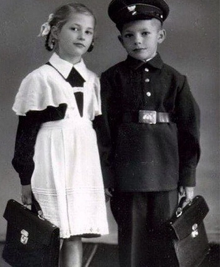 苏联女童校服真的是女仆制服吗