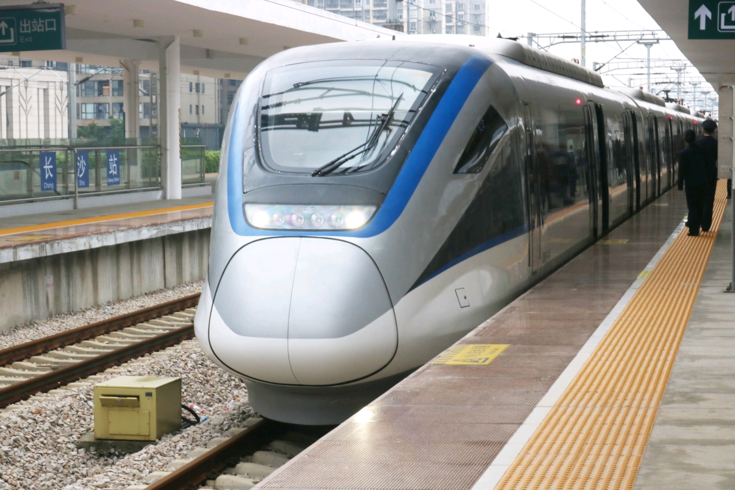 crh6f型动车组和crh6f-a型动车组乘坐体验