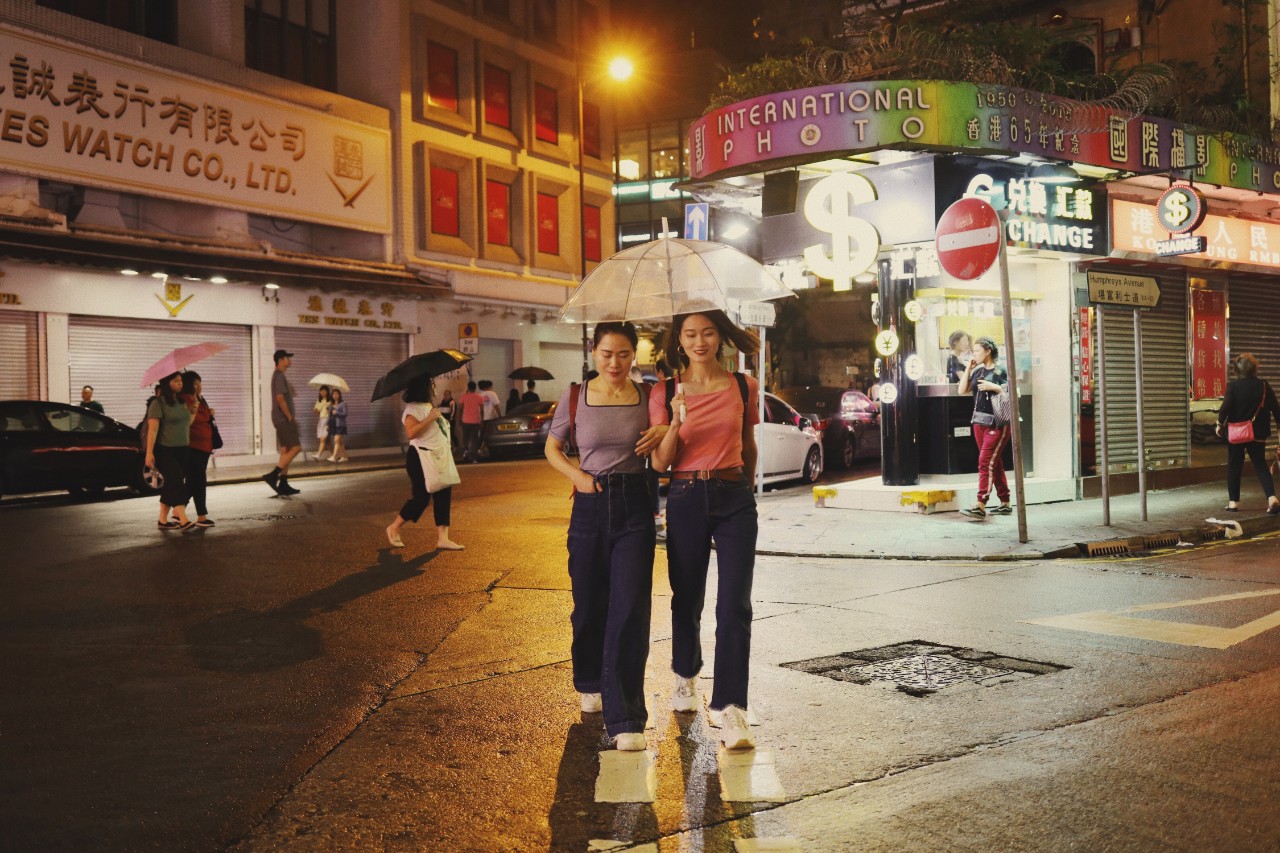 母女穿搭9套港风:我见过许多美人,但你是最美的