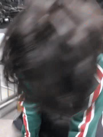 感谢丁哥贡献的绝美抓狂表情包哈哈