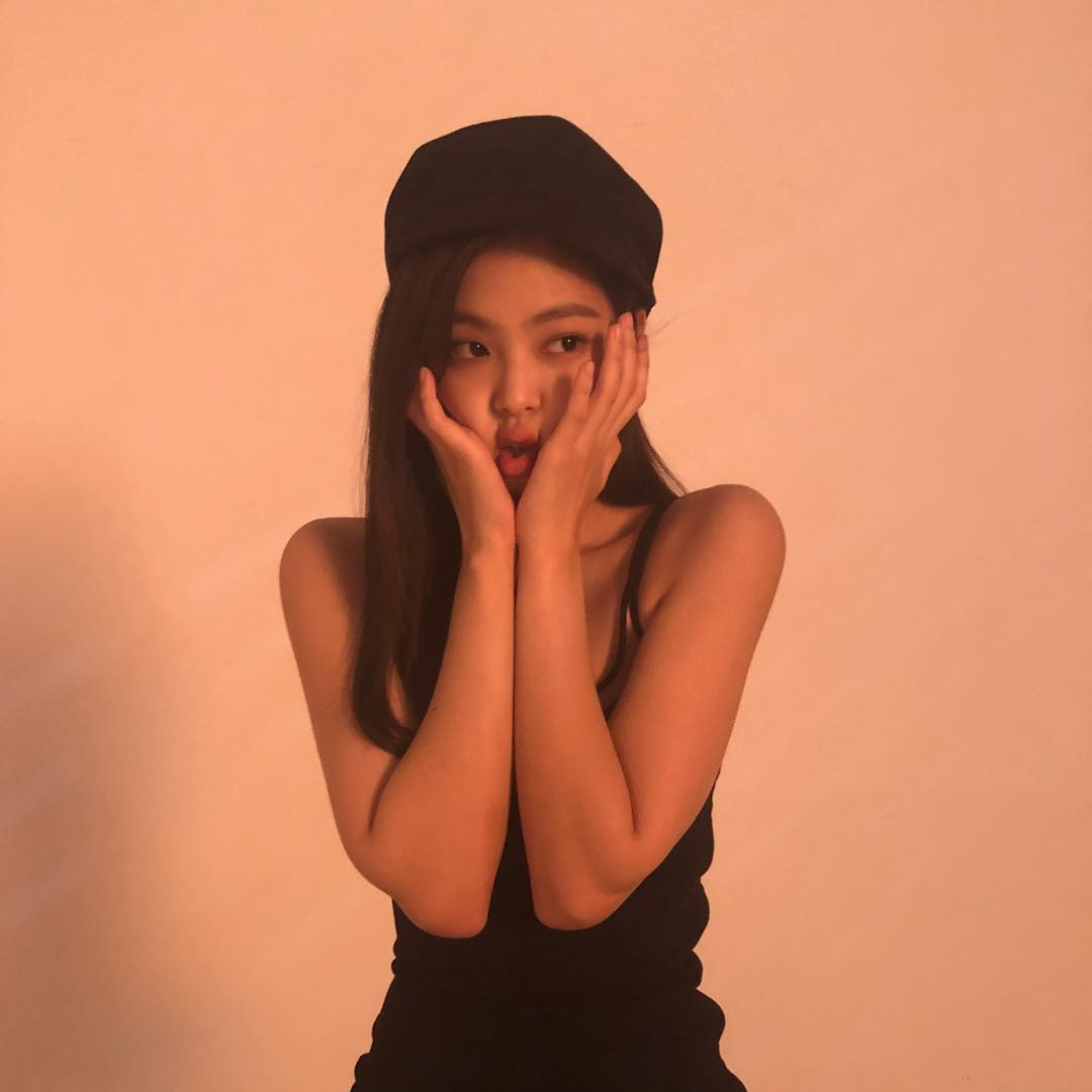 金智妮jennie_ig_12.24画报整理 妮妮猫咪!