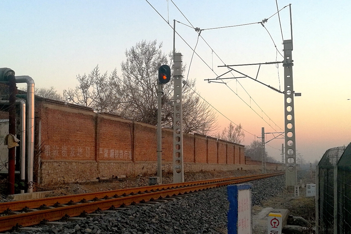9102年,辛泰铁路南仇站初探索
