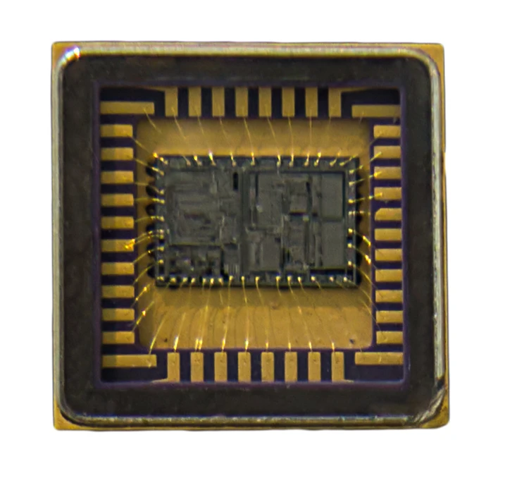 qfn芯片封装特点与适用场景,qfn芯片测试解决与方案与芯片测试座