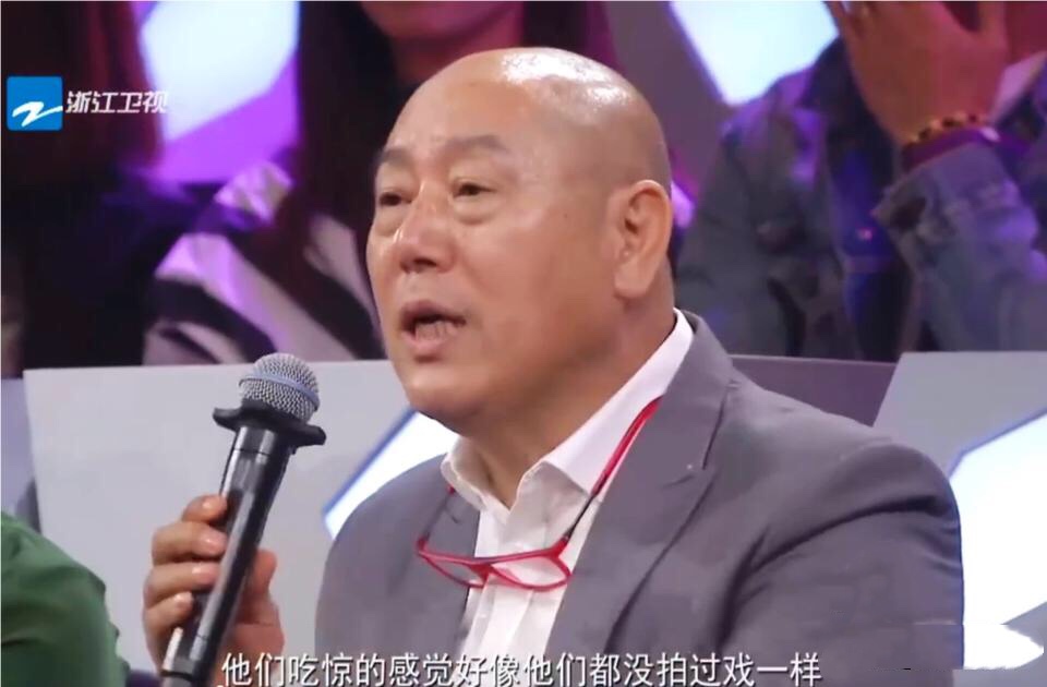 李成儒来拯救《我就是演员》了,再互相吹捧下去这节目就要垮了!