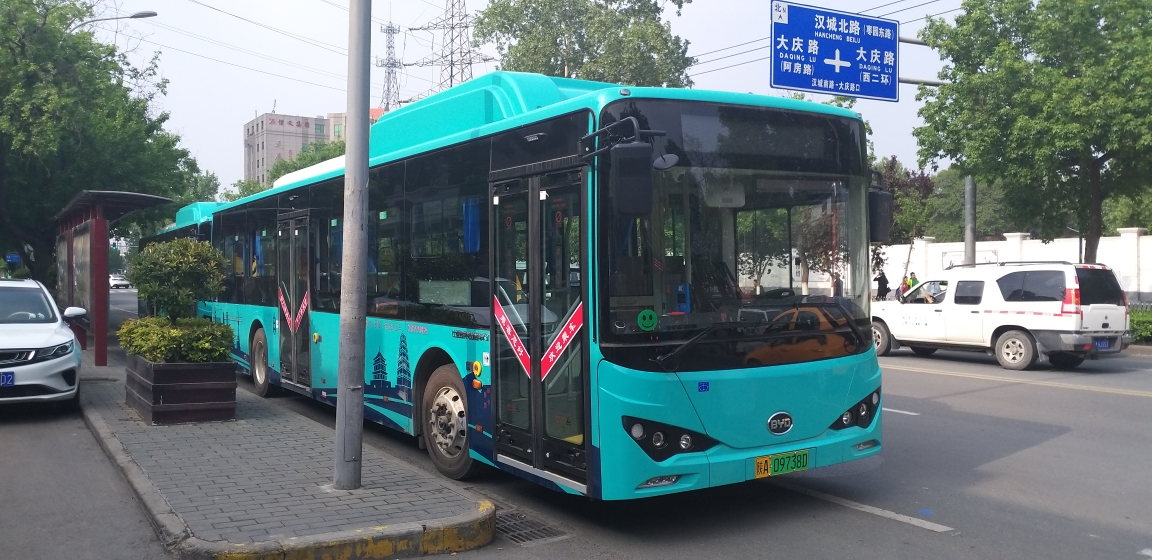 上饶客车时代:sr6103t 服役时间:2007年之前 扬子江客车时代:wg6101n