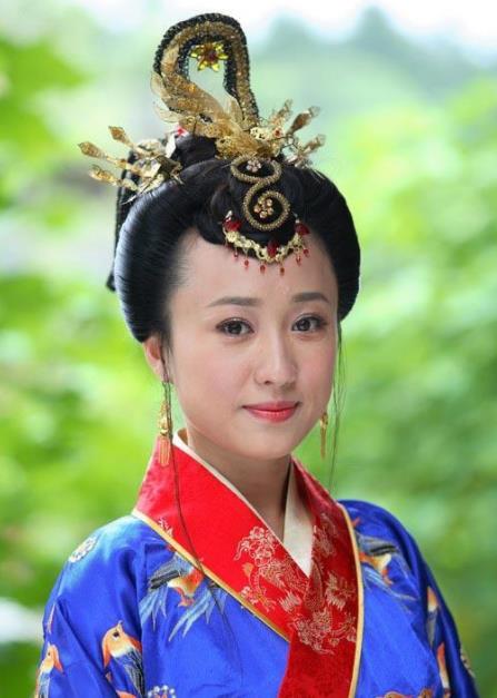 影视形象:《清风明月佳人》郑皇后