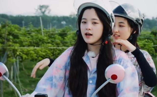 蘑菇屋第一季成员 83b51abe410d39937e809f11a352e15c2c0398c2.jpg