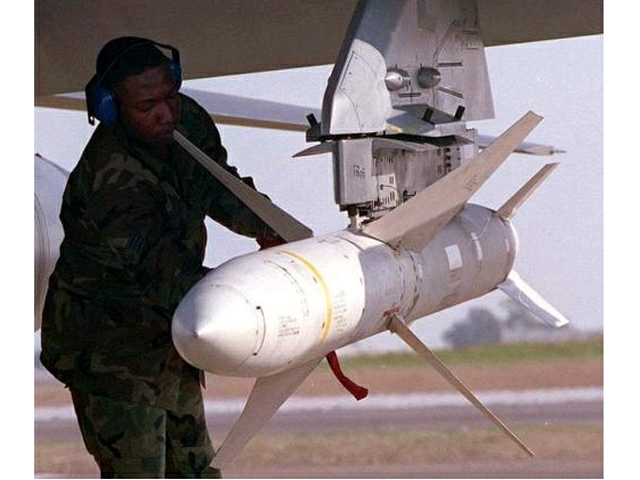 3.agm-114"地狱火"空对地导弹