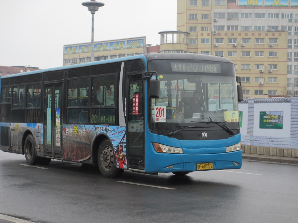 201路配车中通 lck6103g(柴油)