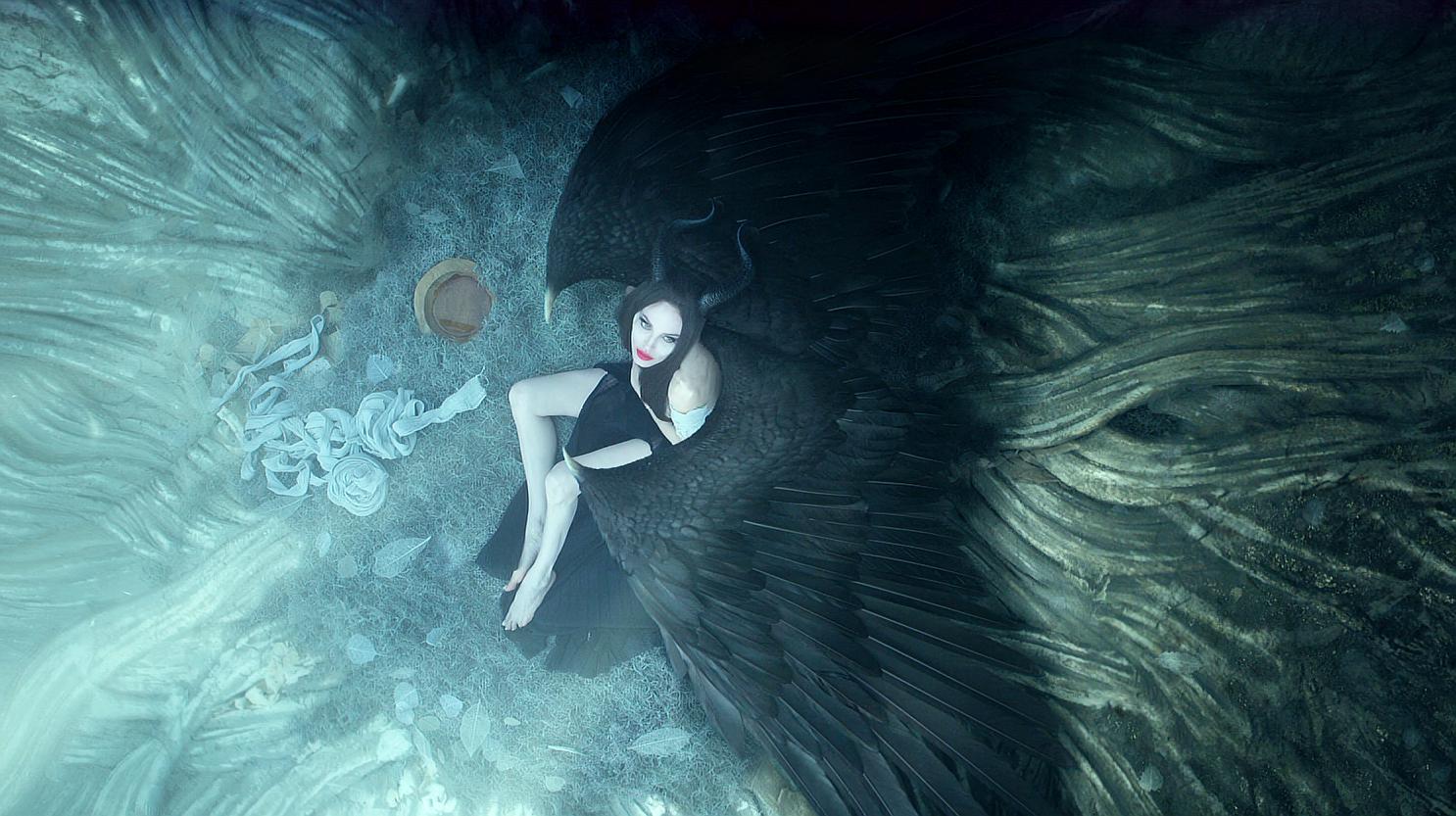 图1.3《沉睡魔咒2》剧照.