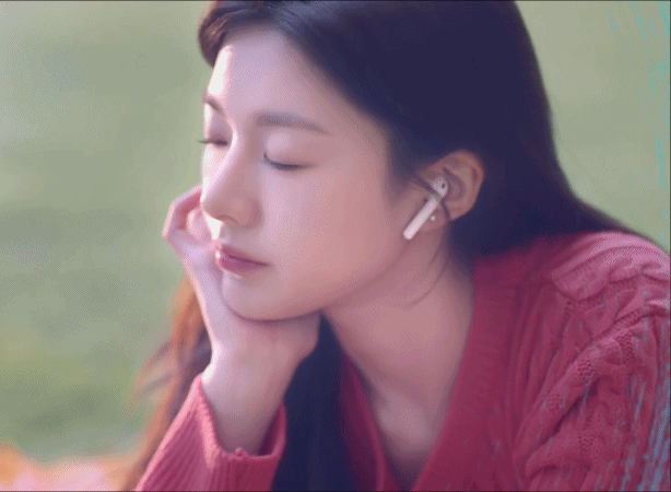 像《夏日香气》孙艺珍一样的感觉 呜呜 根据角度不同,有时候鼻子会