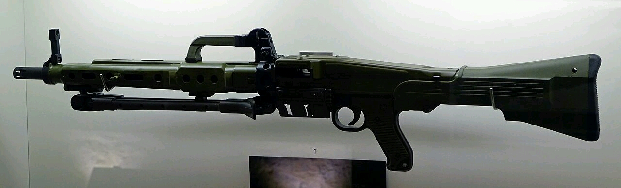 武器专栏:cetme轻机枪(mg82,阿梅利)