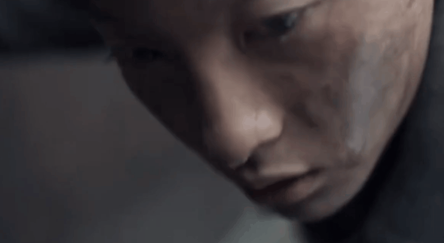 从任性叛逆的富家少爷到在悲痛中成长的热血男儿,他用精湛的演技展现