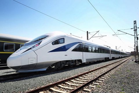 cr200j动力集中型电力动车组-"抢铁"标杆