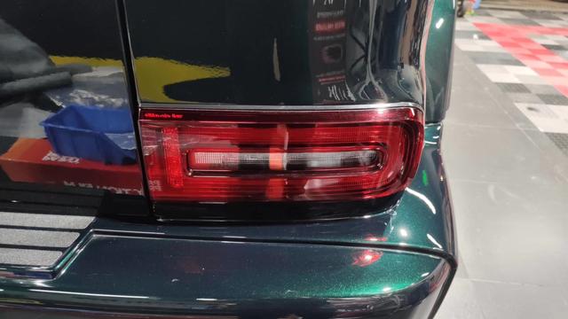男人的大g梦奔驰g500改amg g63原厂包围,熏黑尾灯分享
