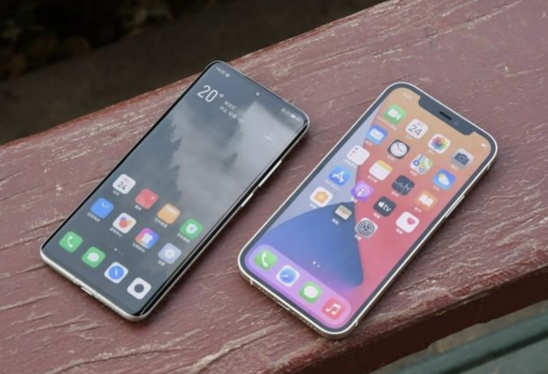 iphone13机模曝光图片,iphone13官方图 iphone13真机机模曝光:越长越丑了