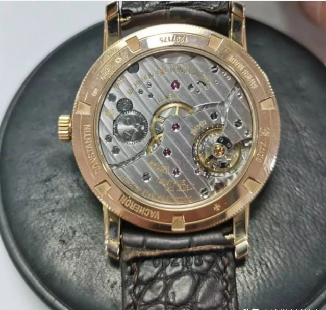 2、如何保养江诗丹顿手表：在上海如何保养江诗丹顿手表？ 