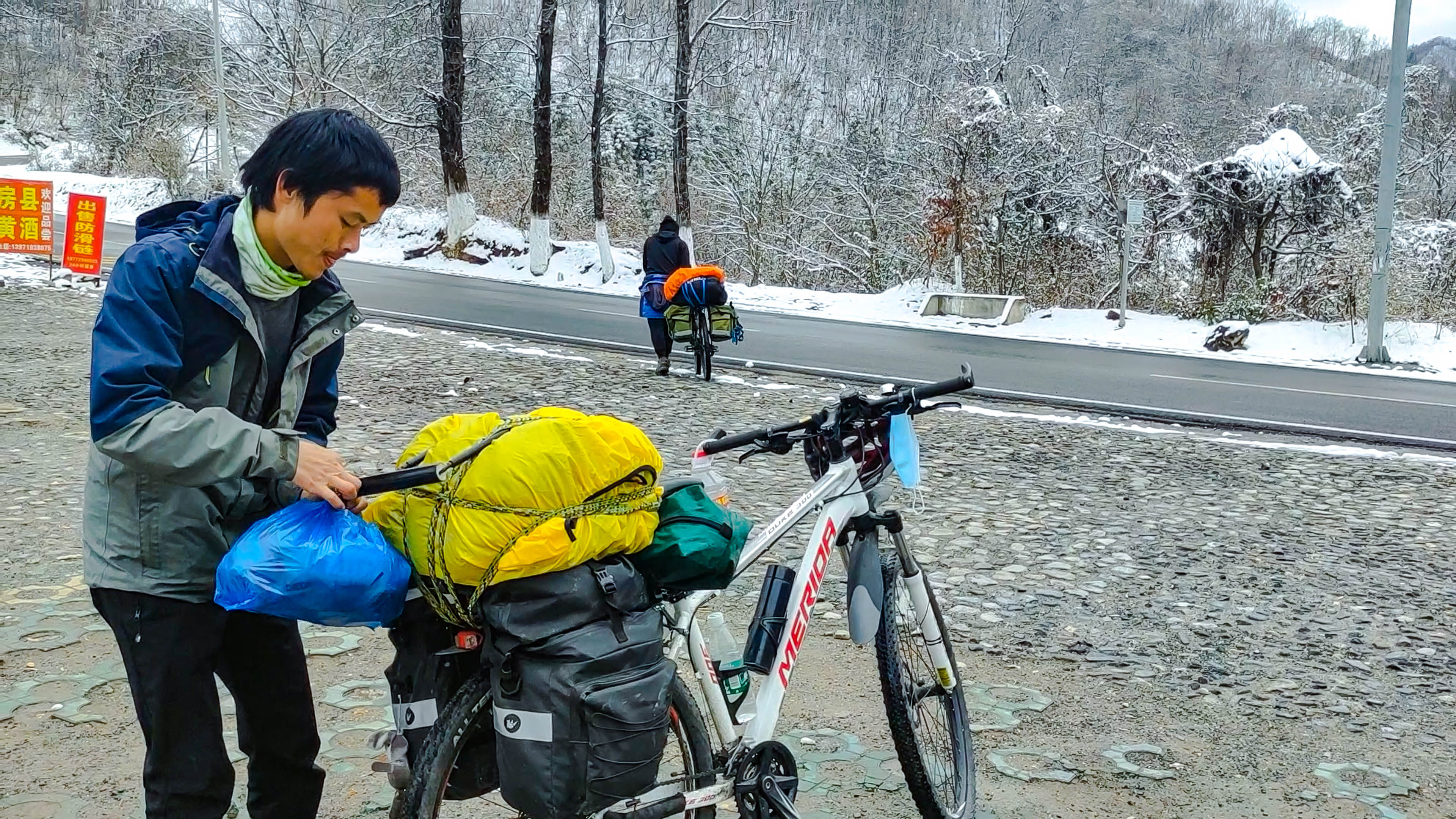 湖北逐风之旅d4(中:遇支教老师骑行西藏,神农架迷路60公里