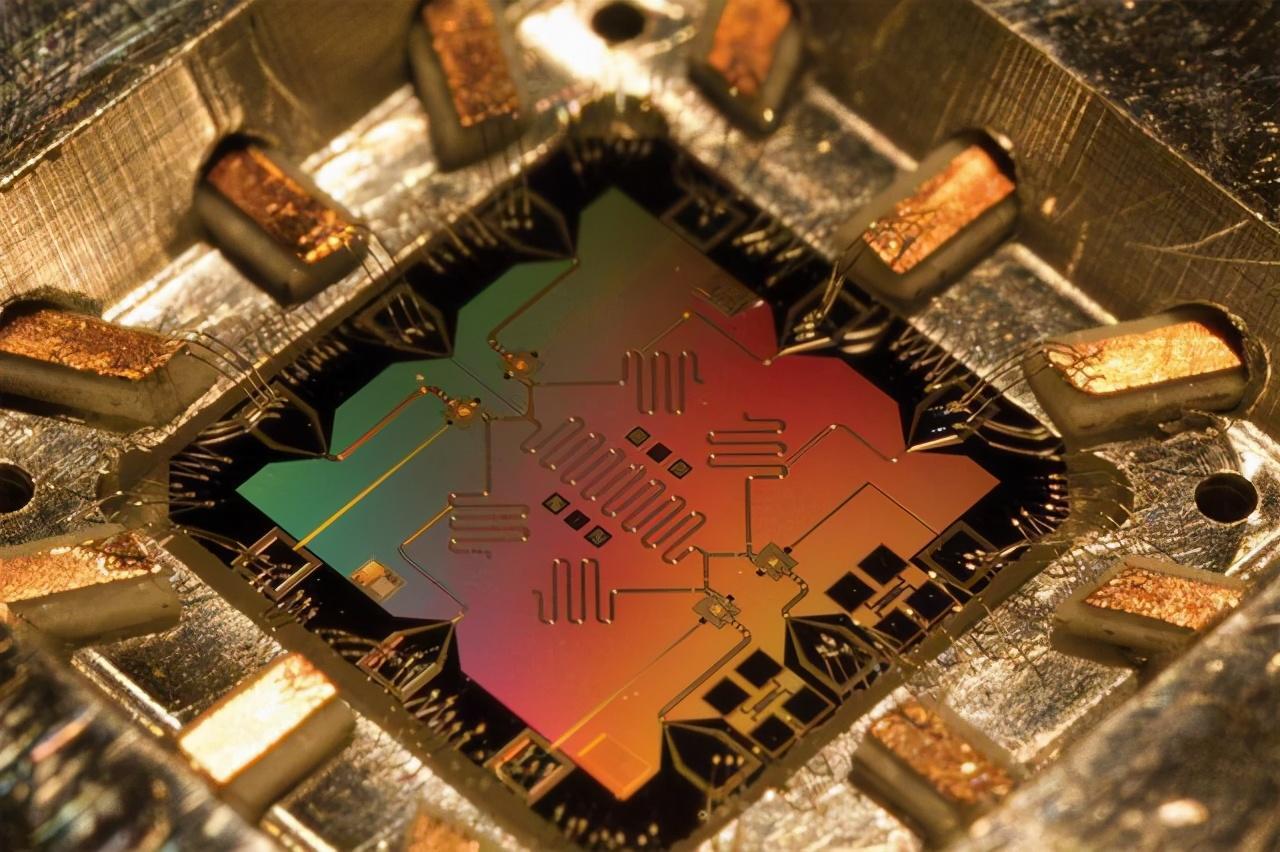 中国石墨烯芯片取得重大突破,光刻机还远吗?