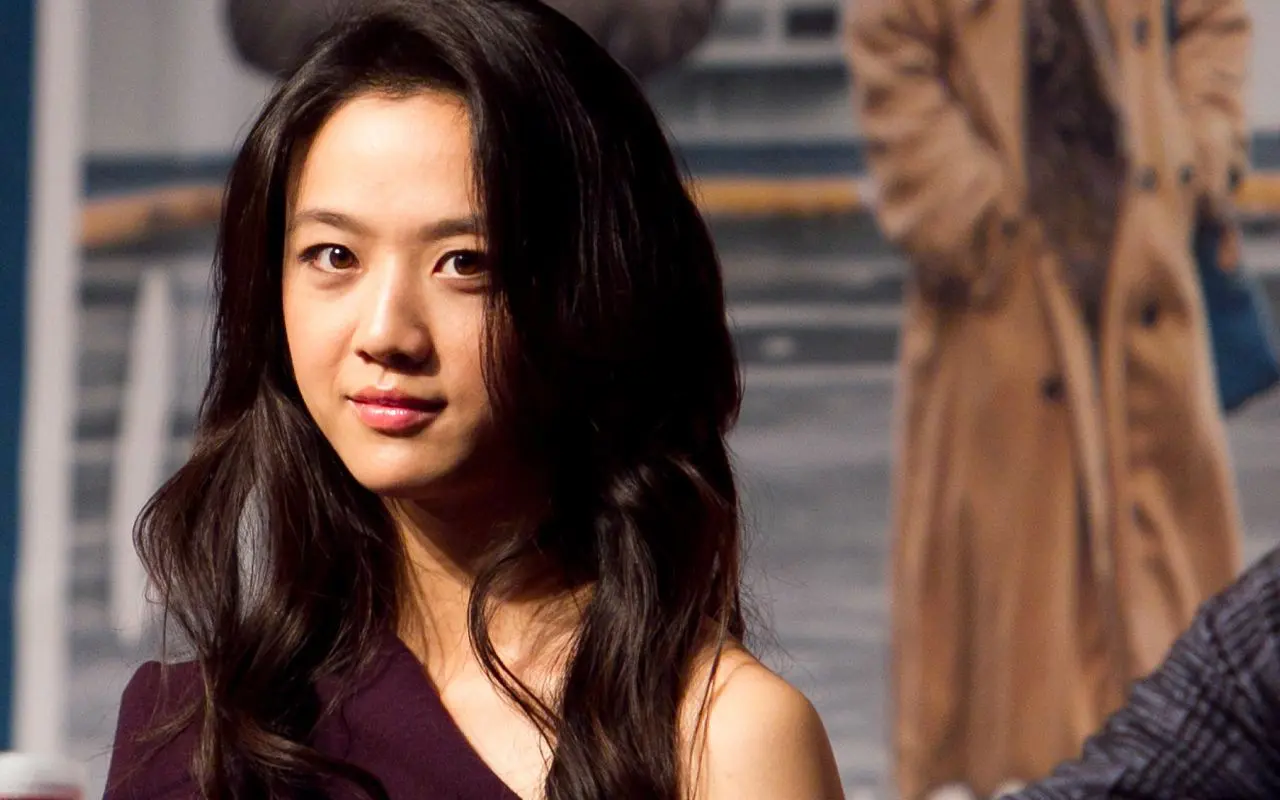 还有出演过《色戒》的汤唯，相信看过这部剧的人，不会被梁朝伟的演技鼓