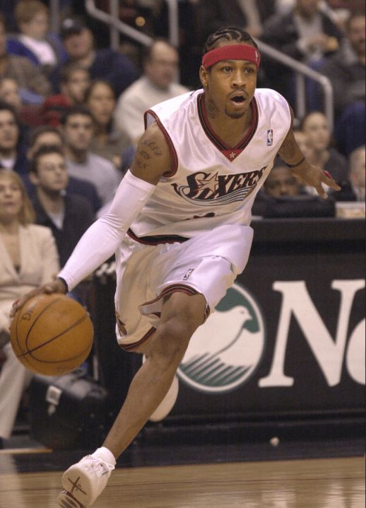 nba的妈宝男艾弗森直言橄榄球才是初恋科比我有5个总冠军