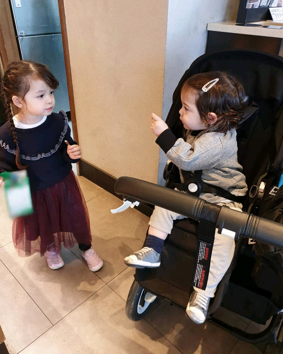 娜恩建厚妈妈ins发文2
