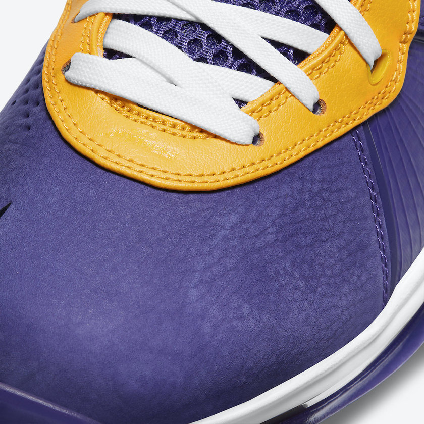 nike lebron 8 lakers dc8380-500:registered