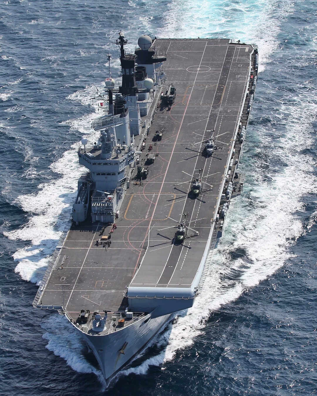 英国皇家海军无敌级轻型航母