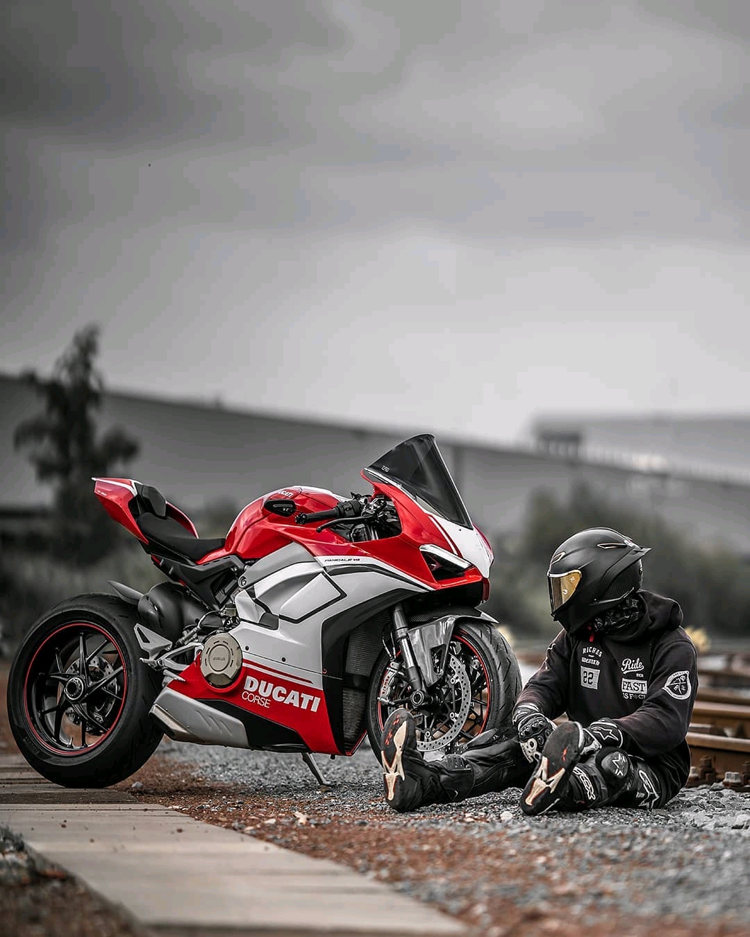 杜卡迪panigale v4机车美图 tls_kjps